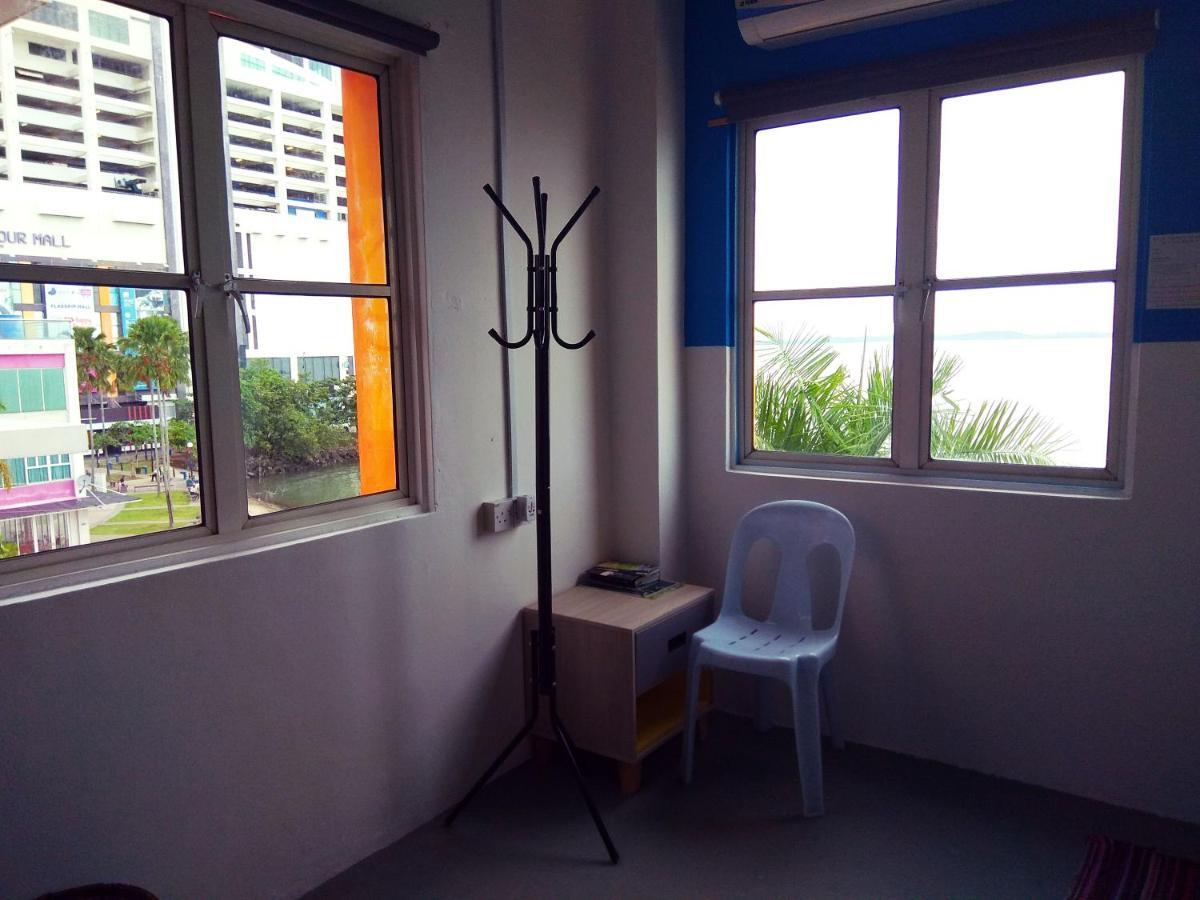 Sandakan Backpackers Hostel Bagian luar foto